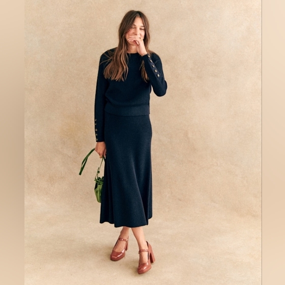 Sézane Naelle Navy Ribbed Knit Midi Skirt Size M - Picture 2 of 5
